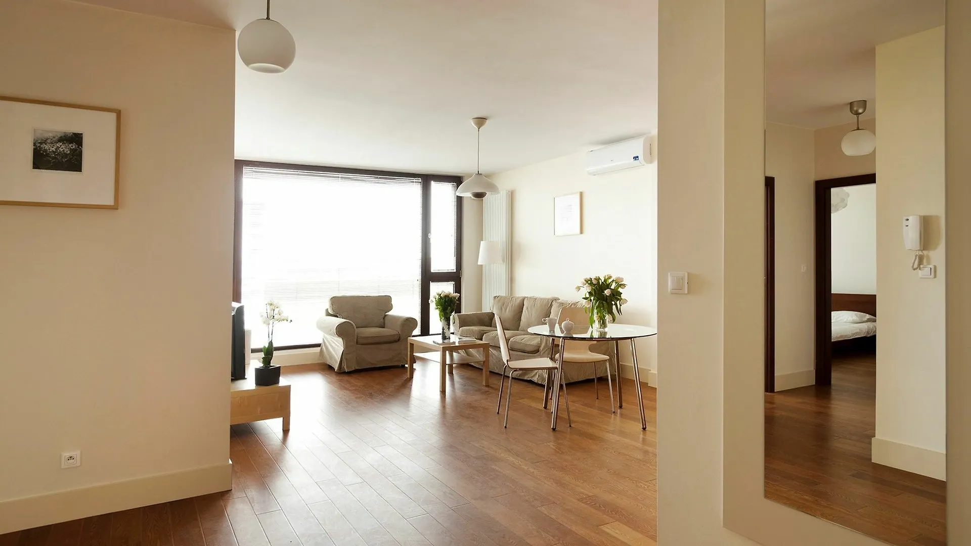 Triton Park Apartments Warsaw