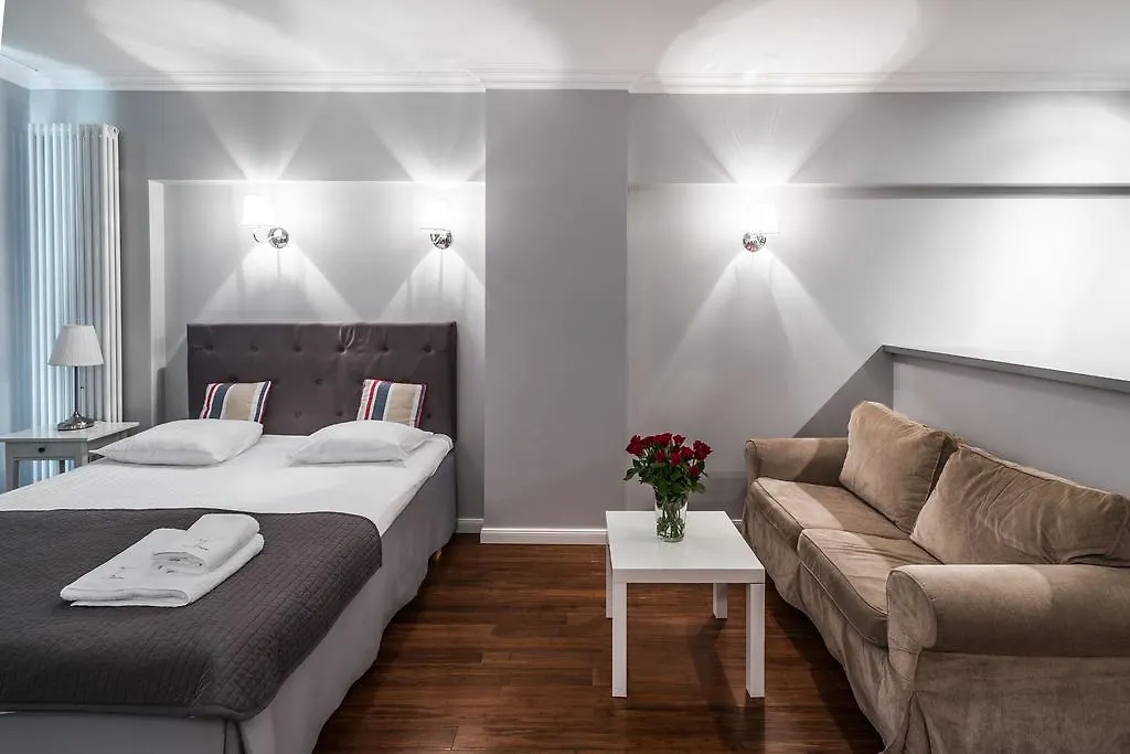 Triton Park Apartments Warsaw