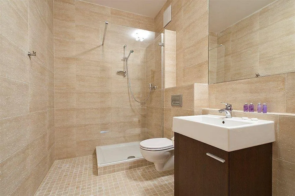 Triton Park Apartments Varšava 0*,  Polsko