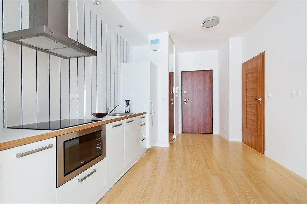 Triton Park Apartments Varšava