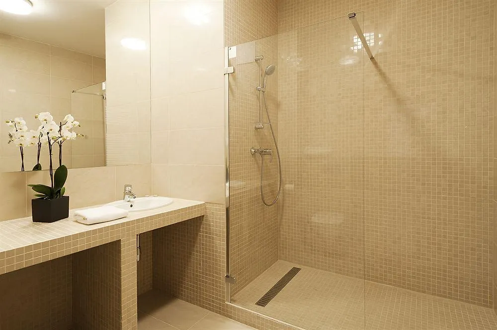 Triton Park Apartments Varšava